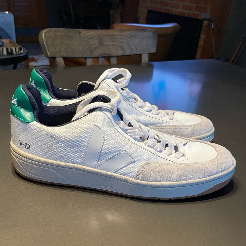 Mens Veja sneakers